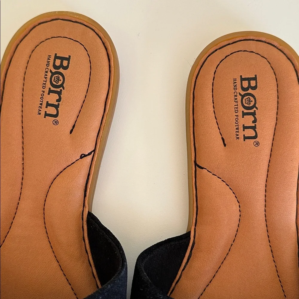 New Born Gudena Slide Suede Sandals. Black. Size 8M.